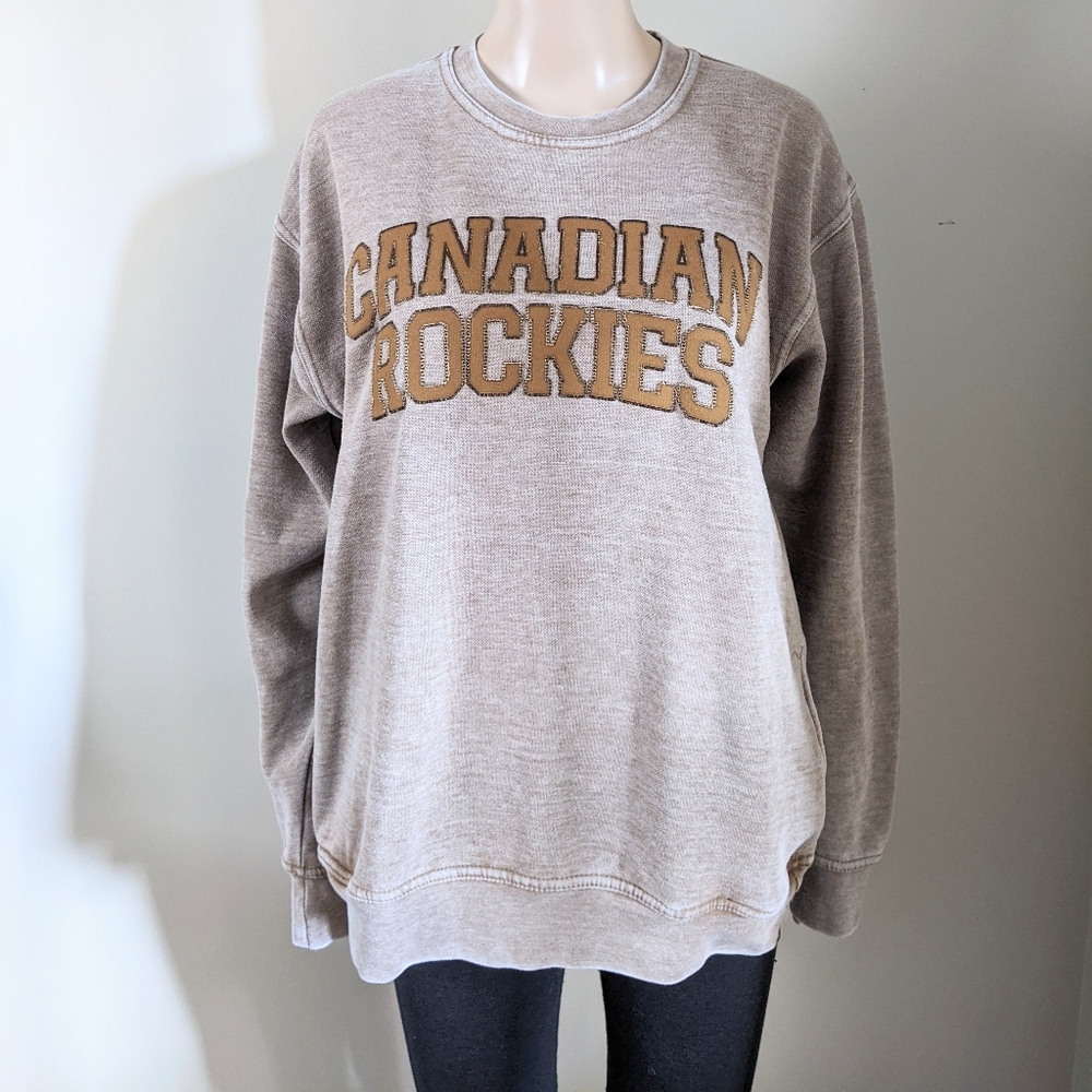 Vintage River Wear Canadian Rockies crewneck sweater, men's medium